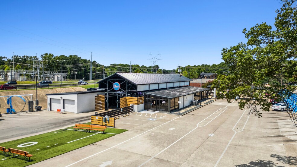 More Photos Of 6313 S Broadway Ave, Tyler Carwash For Sale