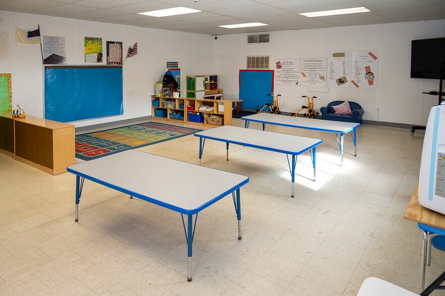 More Photos Of 10355 Mills Rd, Houston Religious Facility For Sale