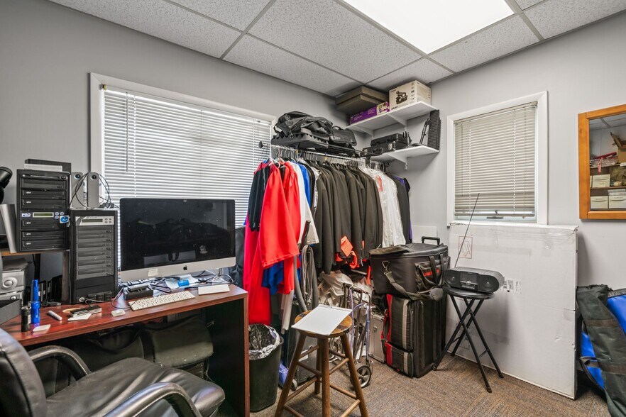 More Photos Of 312 Larkfield Rd, East Northport Office For Sale