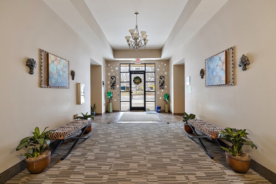 More Photos Of 2455 Union Lake Rd, Commerce Township Medical For Sale