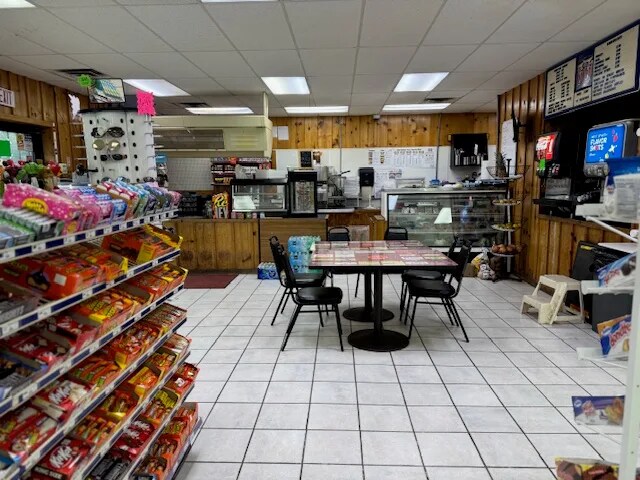 More Photos Of 155 Main St, Oaks General Retail For Sale