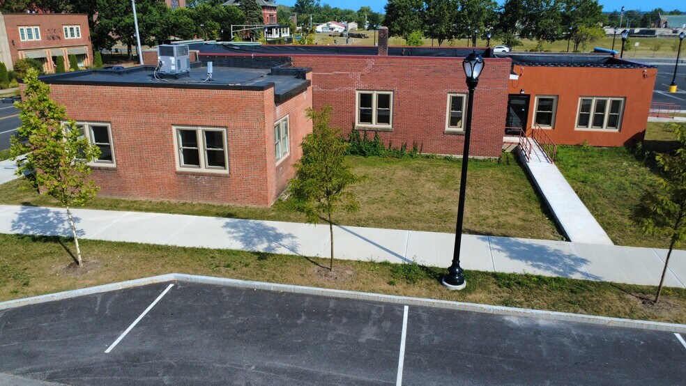 More Photos Of 107 W Liberty St, Rome Office For Sale