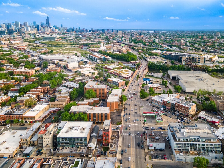 More Photos Of 2400 N Ashland Ave, Chicago Medical For Lease