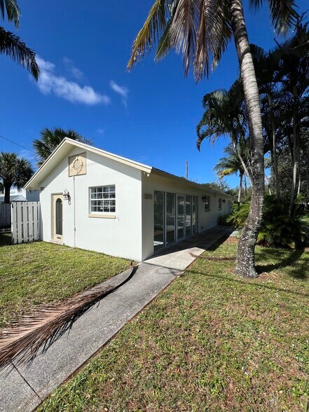 More Photos Of 201 Toney Penna Dr, Jupiter Office For Sale