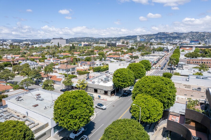 More Photos Of 287-297 S Robertson Blvd, Beverly Hills Storefront For Sale