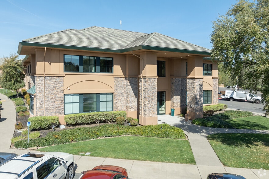 More Photos Of 950 Glenn Dr, Folsom Office For Lease