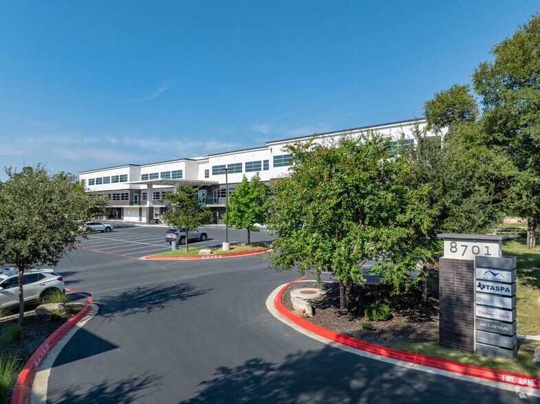 More Photos Of 8701 Menchaca Rd, Austin Medical For Sale