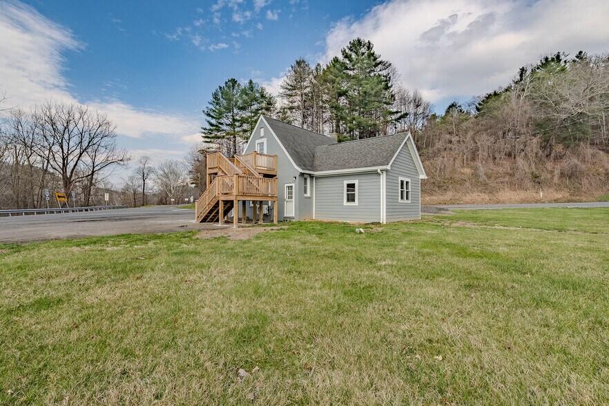 More Photos Of 12 Scenic Rd, Fries General Retail For Sale