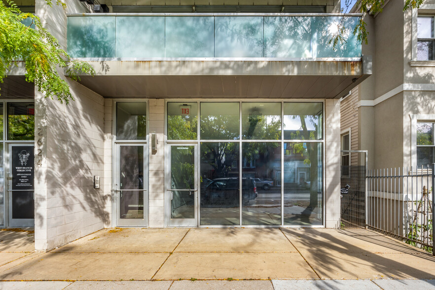 Primary Photo Of 2624 W Armitage Ave, Chicago Office Residential For Lease