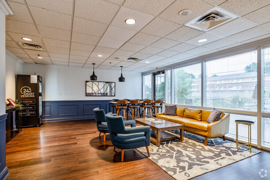 More Photos Of 1187 Thorn Run Rd, Moon Township Office For Sale