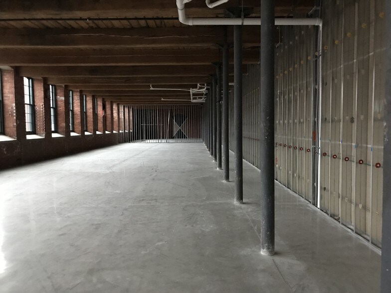 More Photos Of 120 Main St, Saco Apartments For Lease