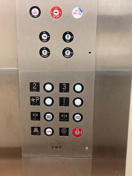 More Photos Of 15-19 Stone Street st @ 7th Avenue, Newark Apartments For Sale