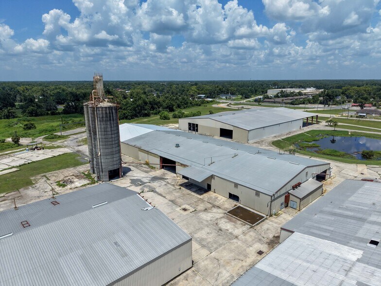 More Photos Of 1509 S Byron Butler Pky, Perry Manufacturing For Sale