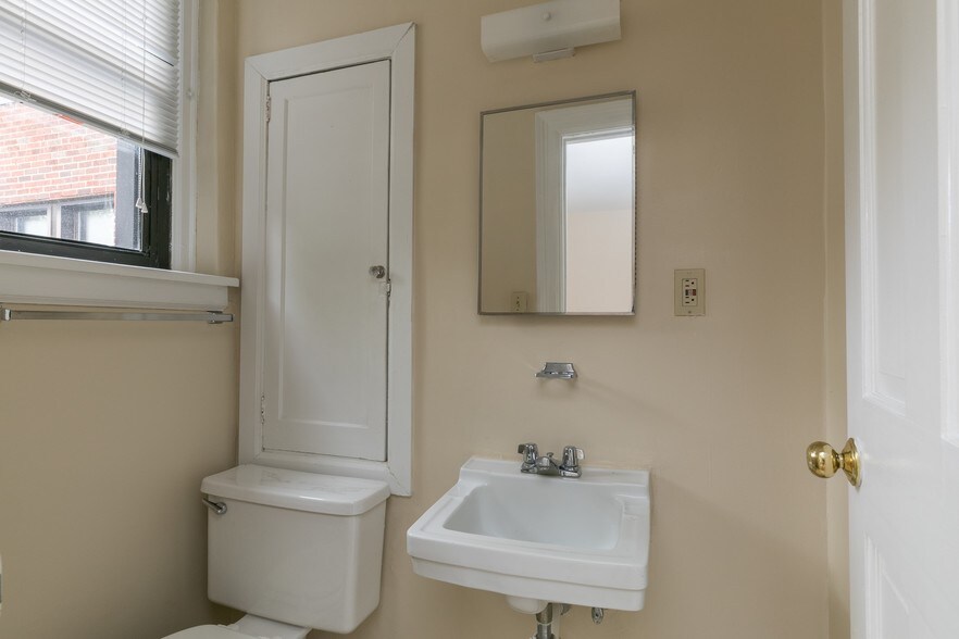 More Photos Of 870 Vine St, Chattanooga Apartments For Lease