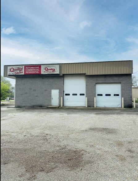 More Photos Of 958 Lincolnway, South Bend General Retail For Sale