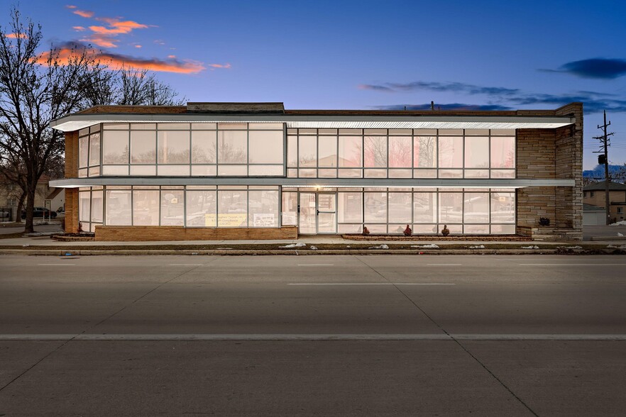 Primary Photo Of 6150 W Fond Du Lac Ave, Milwaukee Office For Lease