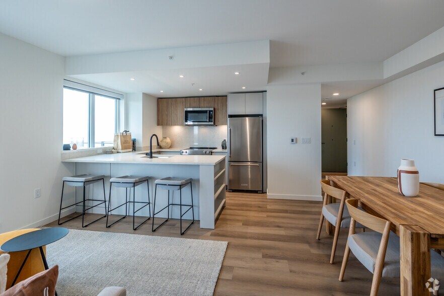 More Photos Of 1477 Broadway W, Vancouver Apartments For Lease