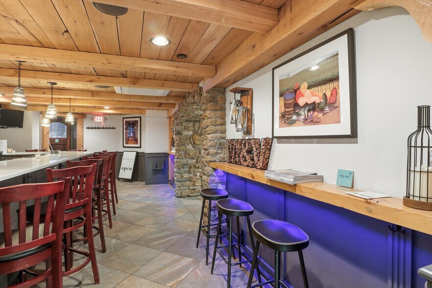 More Photos Of 1 E Church St, Fairport Restaurant For Sale