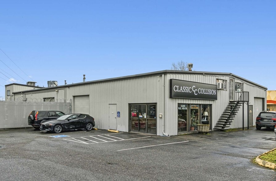 More Photos Of 3205 NE 4th St, Renton Auto Repair For Sale