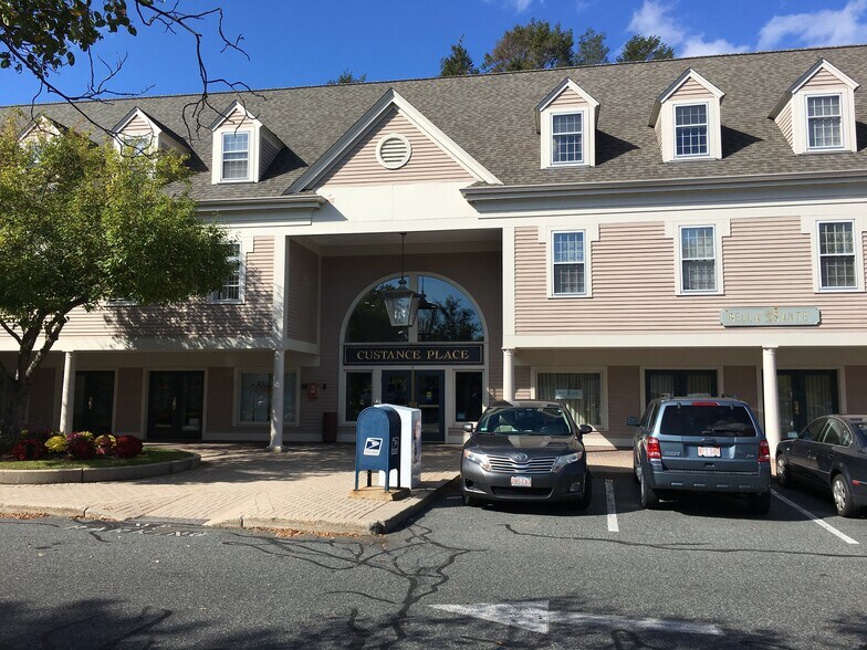 More Photos Of 74-76 Bedford St, Lexington Office For Sale