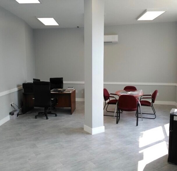 More Photos Of 1405 N Broad St, Hillside Warehouse For Lease