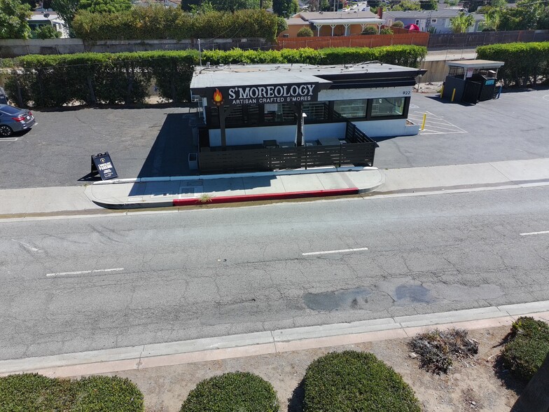 More Photos Of 922 W West Covina Pky, West Covina Storefront Retail Office For Lease