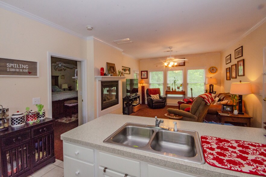 More Photos Of 892 Edelweiss Strasse, Helen Hotel For Sale