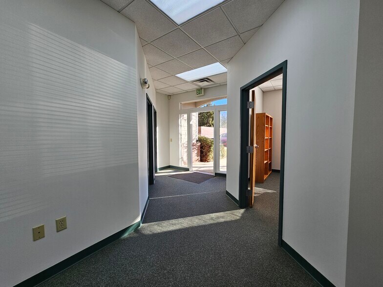 More Photos Of 2220 S Fraser St, Aurora Office For Sale