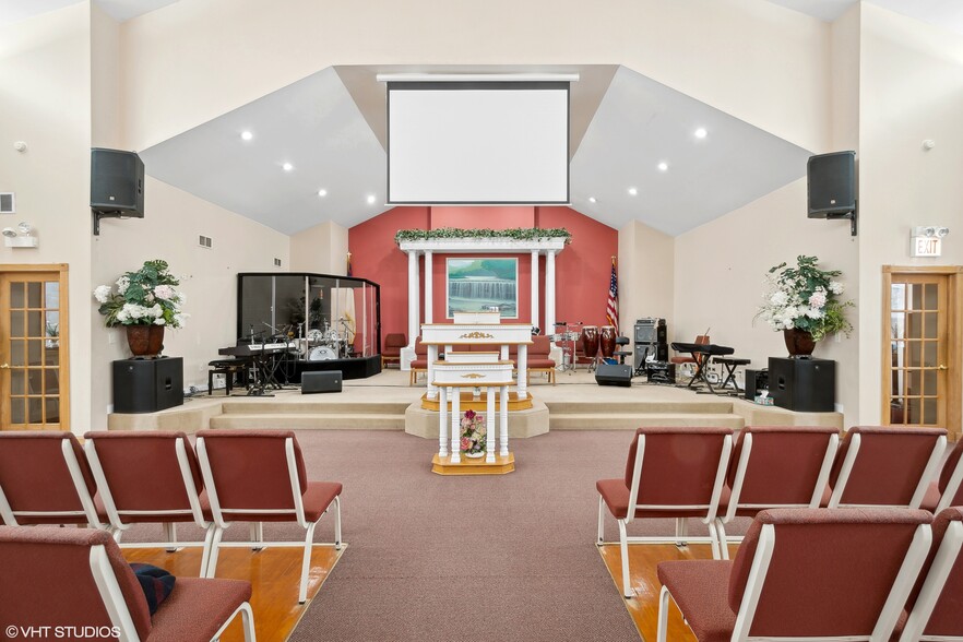 More Photos Of 3334 S Paulina St, Chicago Specialty For Sale