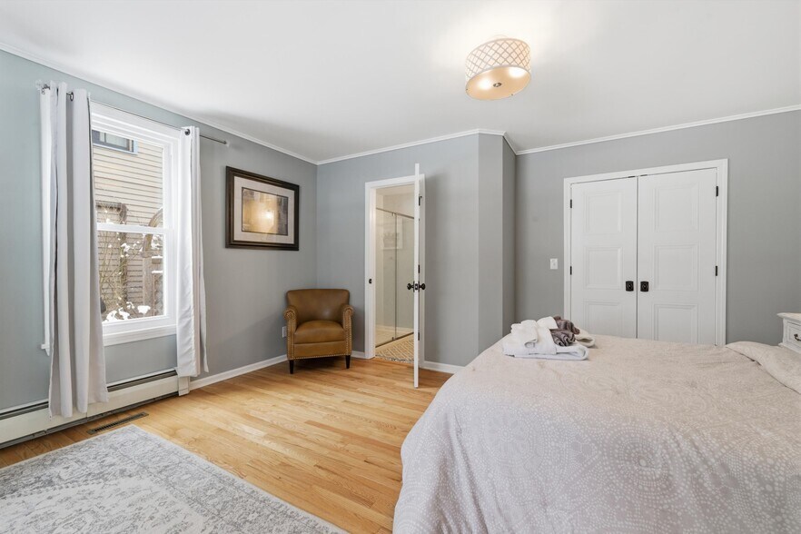 More Photos Of 149 Union Ave, Saratoga Springs Hospitality For Sale