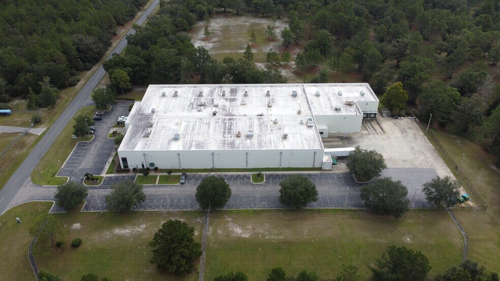 More Photos Of 509 Commerce Blvd, Crawfordville Warehouse For Lease