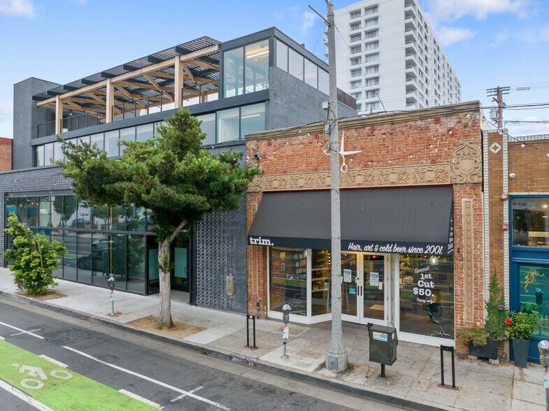 More Photos Of 2736 Main St, Santa Monica Storefront Retail Office For Lease