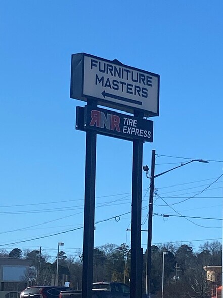 More Photos Of 2-34 Phillips Dr, Birmingham Unknown For Lease