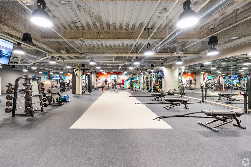 More Photos Of 19100-19200 Von Karman Ave, Irvine Unknown For Lease