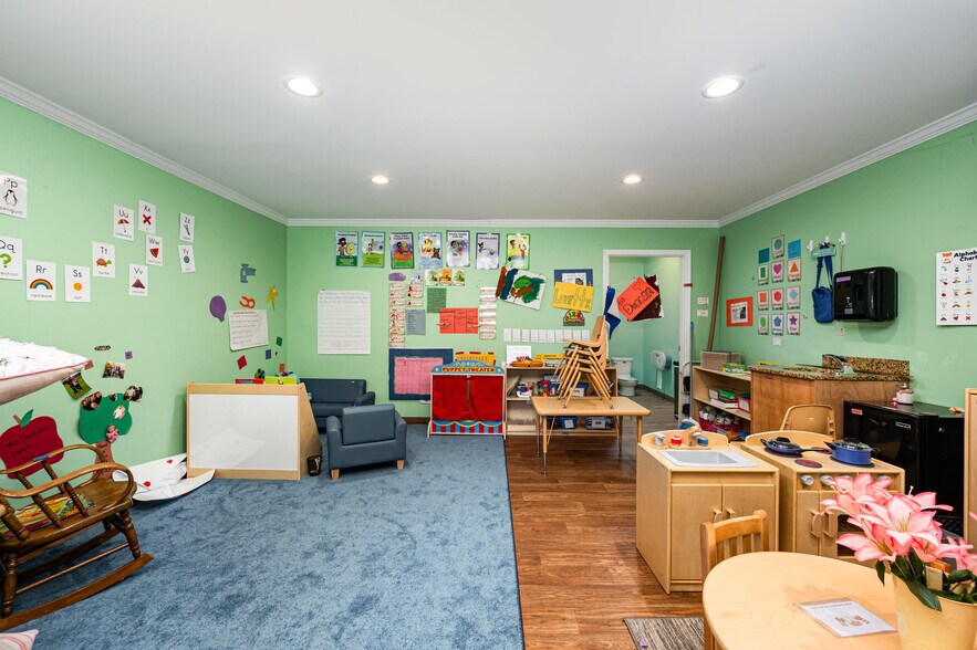 More Photos Of 1699 N Rocky River Rd, Lancaster Daycare Center For Sale