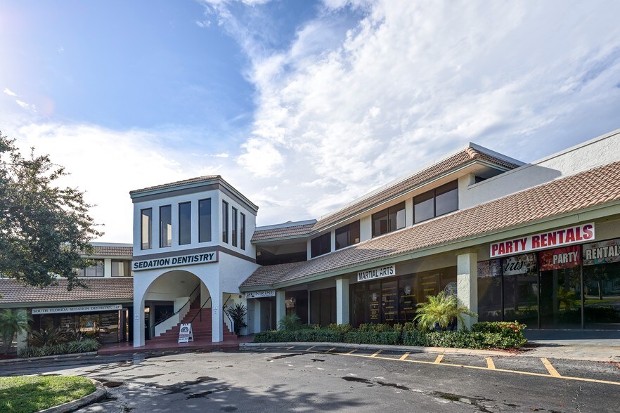 More Photos Of 6685 Forest Hill Blvd, West Palm Beach Unknown For Lease