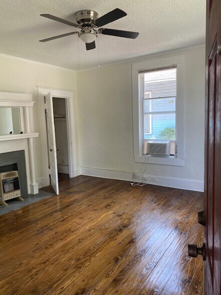 More Photos Of 2053 Linden Ave, Memphis Apartments For Sale