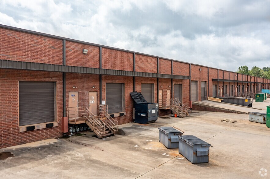 More Photos Of 5950 Shiloh Rd E, Alpharetta Warehouse For Lease