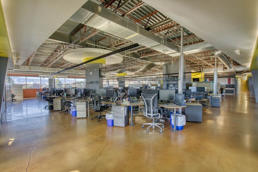 More Photos Of 6000 Spine Rd, Boulder Research And Development For Lease