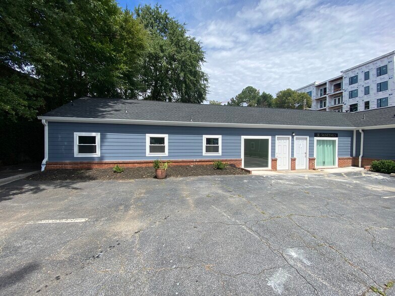 Primary Photo Of 3040 Briarcliff Rd, Atlanta Office For Lease