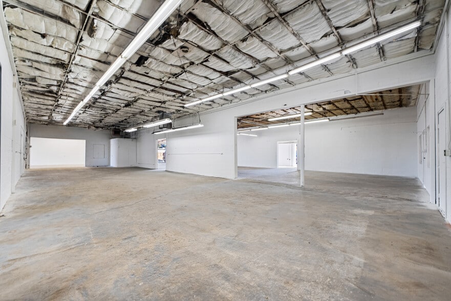 More Photos Of 44632 Trevor Ave, Lancaster Light Manufacturing For Sale