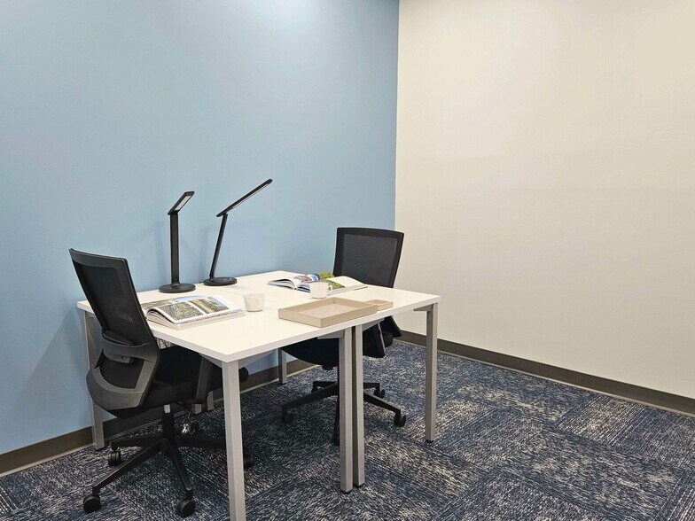 More Photos Of 4509 Creedmoor Rd, Raleigh Coworking Space