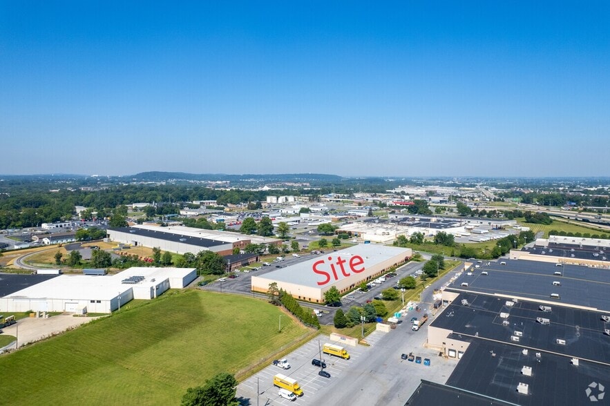 More Photos Of 360 Steel Way, Lancaster Warehouse For Lease