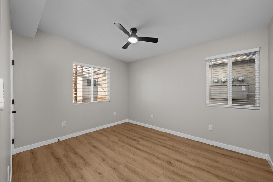 More Photos Of 1566 Reed Ave, San Diego Apartments For Sale