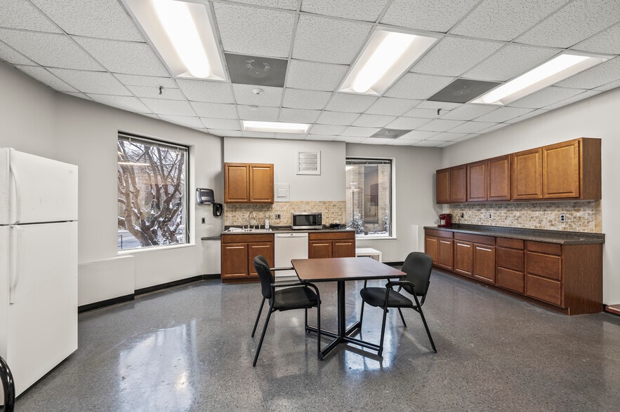 More Photos Of 8025 North Point Blvd, Winston-Salem Office For Lease