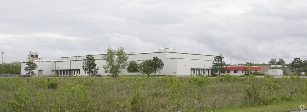 More Photos Of 1400 Gregory St, North Little Rock Refrigeration Cold Storage For Lease