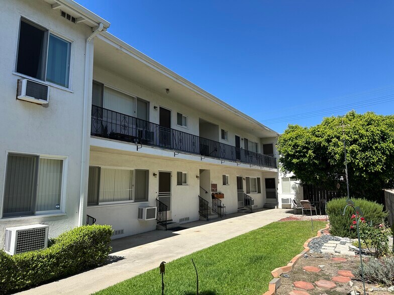 More Photos Of 425 E Magnolia Blvd, Burbank Apartments For Sale