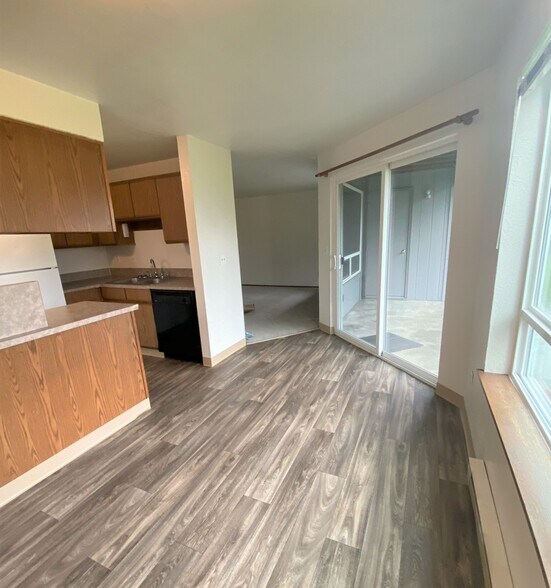 More Photos Of 5810-5816 77th St W, Lakewood Apartments For Sale