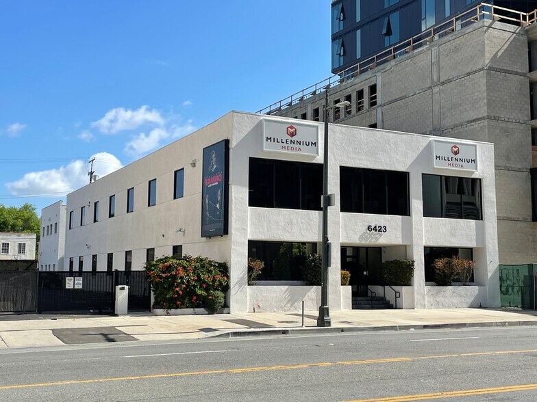 Primary Photo Of 6423 Wilshire Blvd, Los Angeles Medical For Sale