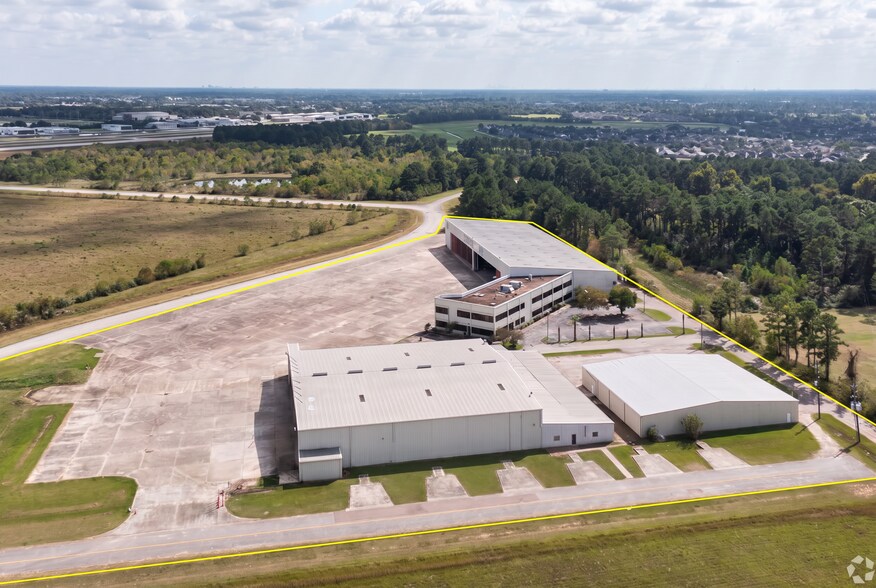 Primary Photo Of 9310 Max Conrad Dr, Spring Industrial For Sale
